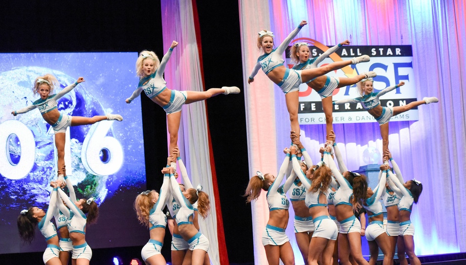 cheer extreme SSX at the cheerleading worlds 2016, flyers performing arabesque body position